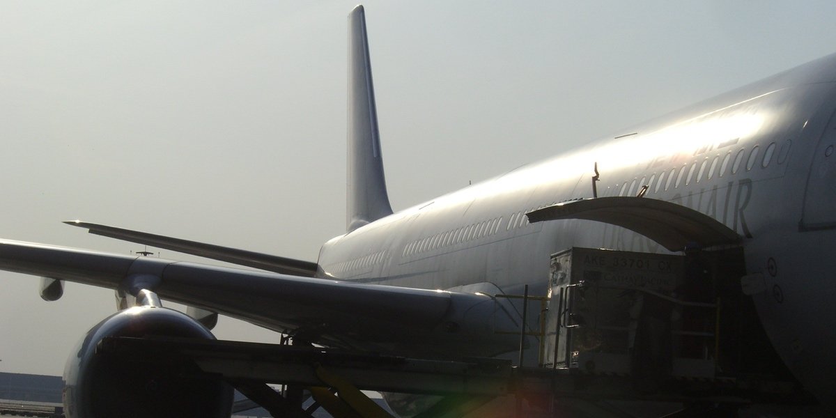 9 Essential Chinese Language Hacks You Can Learn on the Plane to Beijing